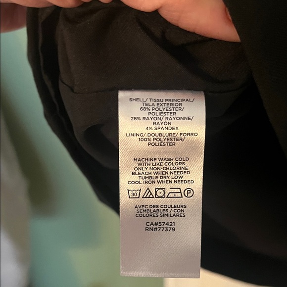 Elegant Black Cap Sleeve Ann Taylor Dress - Picture 6 of 8